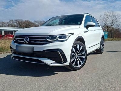 Gebraucht VW Tiguan R-line 150 PS (110 kW) 2021 Weiß SUV