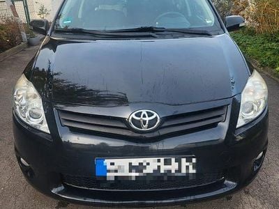 Gebraucht Toyota Auris Life 99 PS (72 kW) 2011 Schwarz Kleinwagen