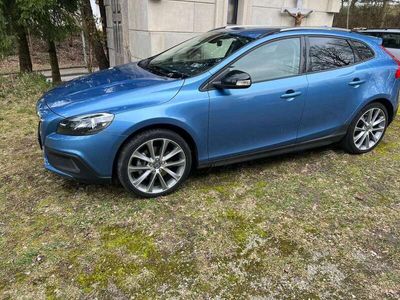 gebraucht Volvo V40 CC D4 Momentum