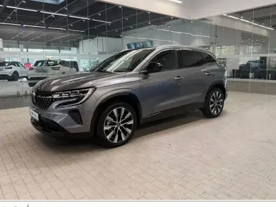 Usata Renault Austral Techno 200 CV (147 kW) 2025 Grigio SUV