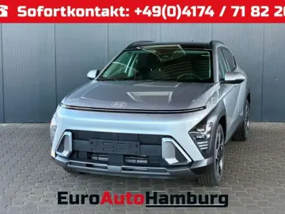 Neu Hyundai Kona Comfort 170 PS (125 kW) 2025 Shimmering silver SUV