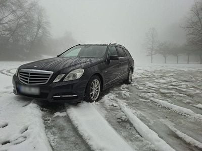 Gebraucht Mercedes E250 204 PS (150 kW) 2011 Schwarz Kombi