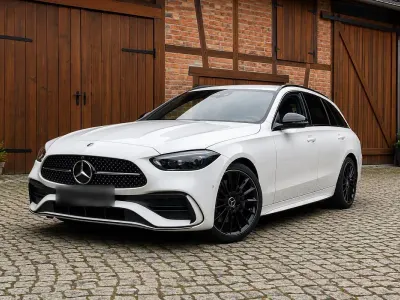 Gebraucht Mercedes C300 AMG 265 PS (194 kW) 2021 Weiß Kombi
