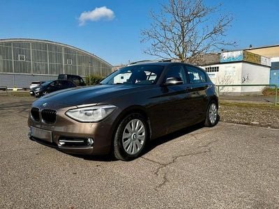 Gebraucht BMW 118 Advantage 170 PS (125 kW) 2015 Braun Kleinwagen