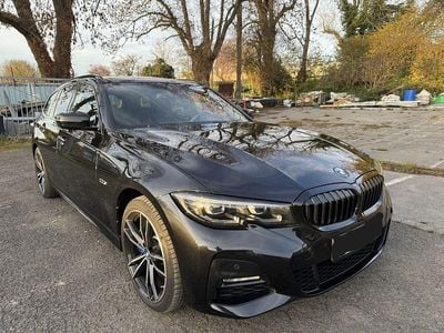 BMW 330e