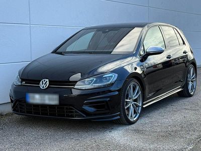 Second-hand VW Golf VII R 310 CP (228 kW) 2017 Negru Berlinǎ
