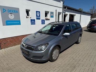 Second-hand Opel Astra Edition 105 CP (77 kW) 2005 Argintiu Berlinǎ