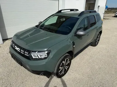 Używany Dacia Duster Journey 150 KM (110 kW) 2023 Zielony SUV