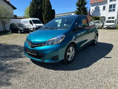 Brugt Toyota Yaris 99 HK (72 kW) 2012 Grøn Hatchback