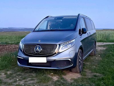 Grau Gebraucht 2021 Mercedes EQV300 Avantgarde Kombi | 46.900 € (Fairer Preis)