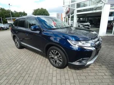 Gebraucht Mitsubishi Outlander Top 150 PS (110 kW) 2017 Blau SUV