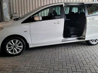 Gebraucht Mazda 5 115 PS (84 kW) 2011 Weiß Van / Kleinbus