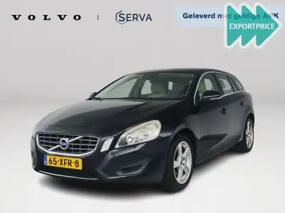 Gebraucht Volvo V60 Momentum 150 PS (110 kW) 2012 Schwarz Kombi