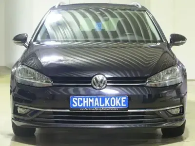 Gebraucht VW Golf VII IQ Drive 116 PS (85 kW) 2019 Deep blackperl. Kombi