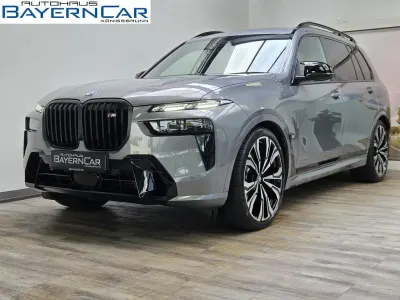 Gebraucht BMW X7 M Sport 530 PS (389 kW) 2026 (0c4w) skyscraper grey metallic SUV