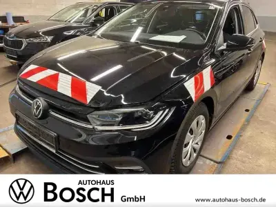 Gebraucht VW Polo Style 95 PS (69 kW) 2023 Schwarz Kleinwagen