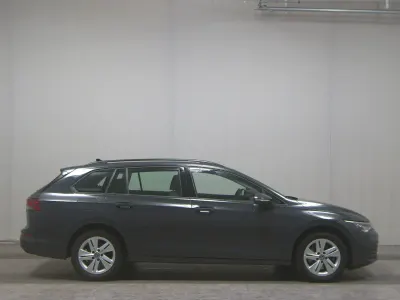 Usata VW Golf VIII Life 150 CV (110 kW) 2021 Grigio Station wagon