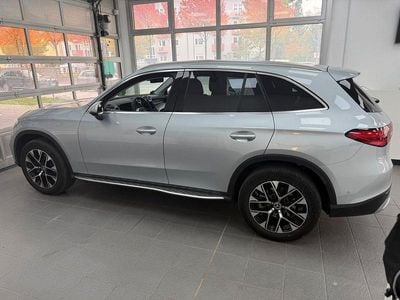 Mercedes GLC300