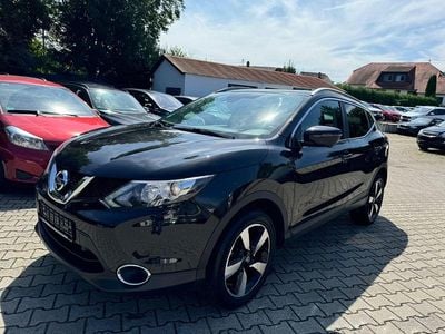 Gebraucht Nissan Qashqai N-Connecta 131 PS (96 kW) 2017 Schwarz SUV