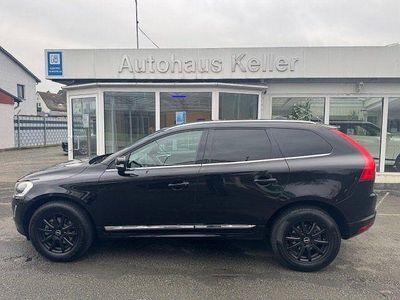 Onyx black / metallic Gebraucht 2016 Volvo XC60 Summum SUV | 20.990 € (Etwas zu teuer)
