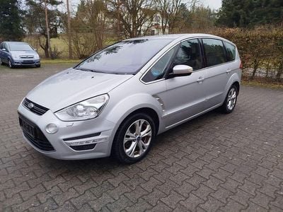 Gebraucht Ford S-MAX Titanium 140 PS (102 kW) 2011 Silber Van / Kleinbus