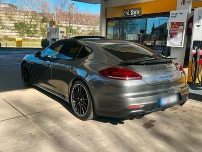 Porsche Panamera Turbo