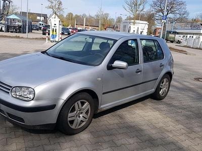 Gebraucht VW Golf IV 100 PS (73 kW) 2002 Silber Kleinwagen