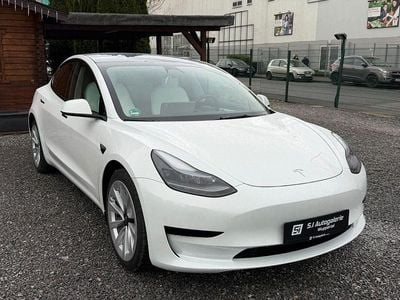 Gebraucht Tesla Model 3 RWD 239 kW (325 PS) 2022 Weiß Limousine