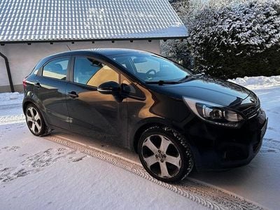 Gebraucht Kia Rio 75 PS (55 kW) 2012 Schwarz Limousine