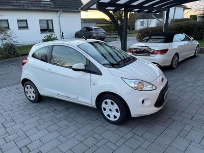Gebraucht Ford Ka Trend 69 PS (50 kW) 2014 Weiß Kleinwagen
