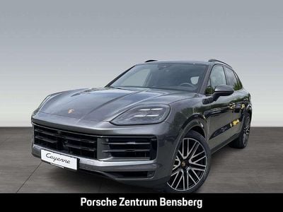 Grau Gebraucht 2024 Porsche Cayenne SUV | 109.900 €