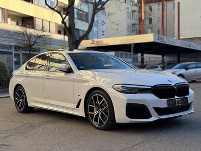 Gebraucht BMW 530 M Sport 286 PS (210 kW) 2022 Weiß Limousine