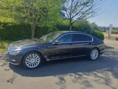 Gebraucht BMW 750L Executive 400 PS (294 kW) 2018 Schwarz Limousine