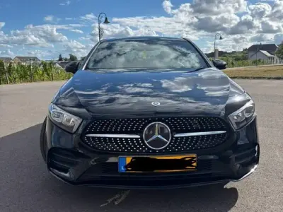Gebraucht Mercedes A180 Advanced 136 PS (100 kW) 2021 Schwarz Limousine