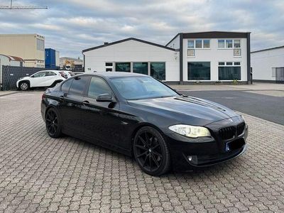 Gebraucht BMW 523 204 PS (150 kW) 2011 Schwarz Limousine