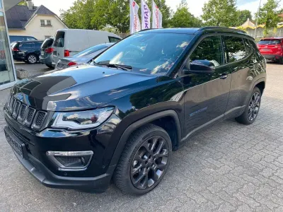 Gebraucht Jeep Compass 179 PS (131 kW) 2021 Schwarz SUV