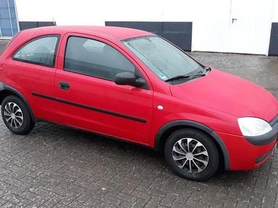 Usata Opel Corsa 58 CV (42 kW) 2001 Rosso Berlina