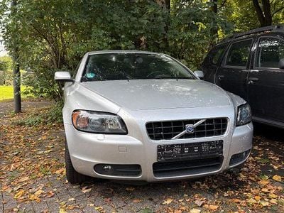 Second-hand Volvo C70 220 CP (161 kW) 2006 Argintiu Cabrio