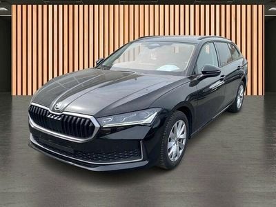 Gebraucht Skoda Superb Selection 150 PS (110 kW) 2024 Onyxschwarz Kombi