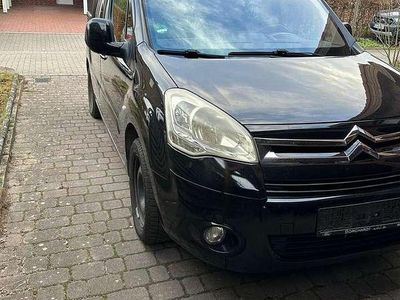 Schwarz Gebraucht 2009 Citroën Berlingo Van / Kleinbus | 2.500 € (Fairer Preis)