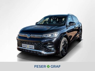 Gebraucht VW Tiguan R-line 150 PS (110 kW) 2024 Deep black perleffekt SUV
