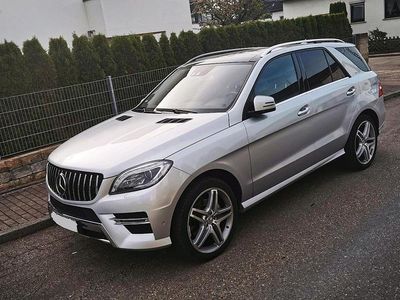 Usata Mercedes ML350 258 CV (189 kW) 2013 Grigio SUV