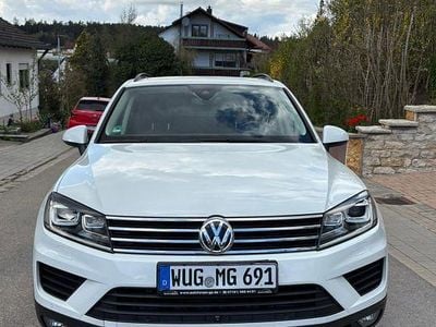 Usata VW Touareg 290 CV (213 kW) 2015 Bianco SUV