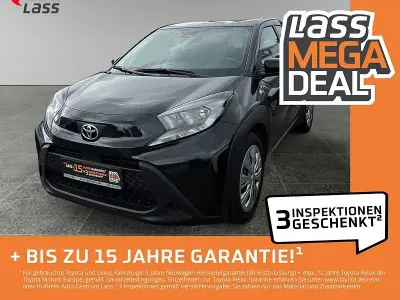 Gebraucht Toyota Aygo Play 72 PS (52 kW) 2023 Schwarz Kleinwagen
