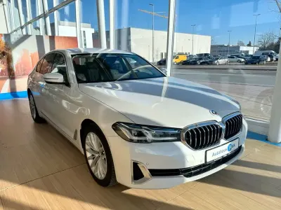 Gebraucht BMW 540 Luxury Line 333 PS (244 kW) 2022 Weiß Limousine