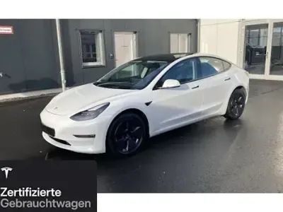 Usata Tesla Model 3 Long Range RWD 208 kW (283 CV) 2021 Bianco Berlina