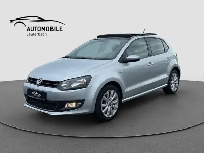 Używany VW Polo Life 90 KM (66 kW) 2014 Srebrny Hatchback