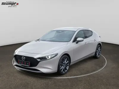 Gebraucht Mazda 3 Center-Line 140 PS (102 kW) 2024 Platinum quartz metallic Limousine