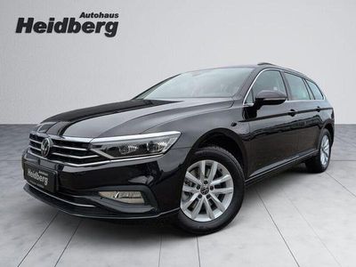 Schwarz Gebraucht 2023 VW Passat Business Kombi | 29.880 € (Fairer Preis)