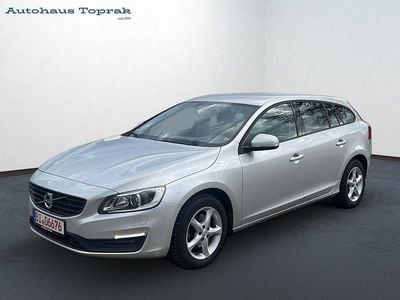 Gebraucht Volvo V60 Business Edition 150 PS (110 kW) 2015 Silber Kombi